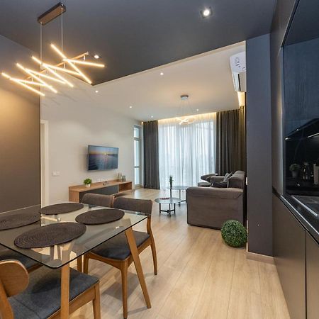 Royal Tower Residence Big Vip Apartment In Center Floor 27 Київ Екстер'єр фото