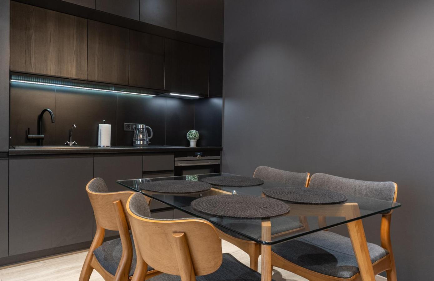 Royal Tower Residence Big Vip Apartment In Center Floor 27 Київ Екстер'єр фото