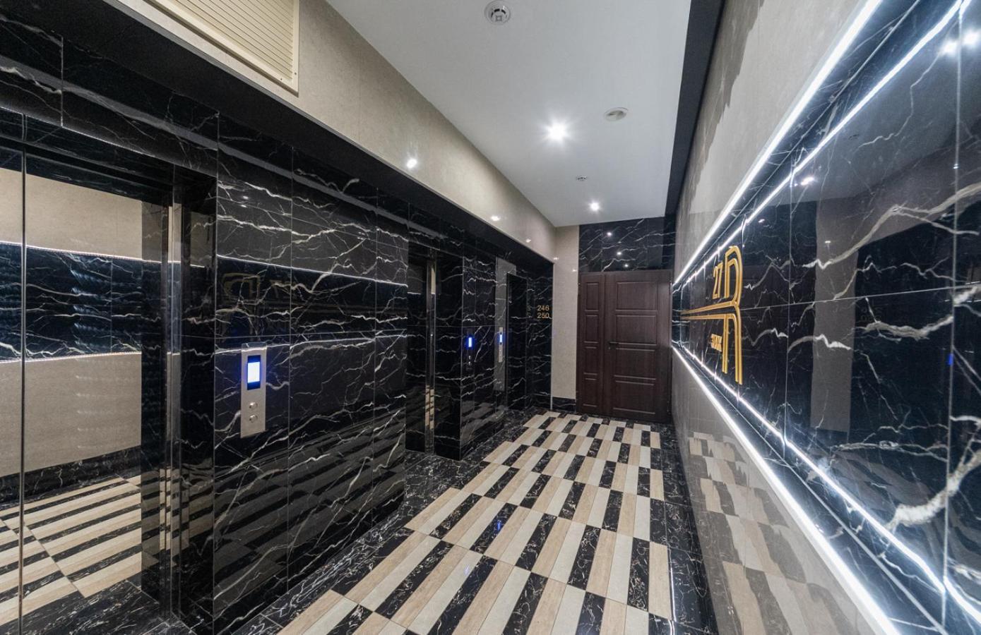 Royal Tower Residence Big Vip Apartment In Center Floor 27 Київ Екстер'єр фото