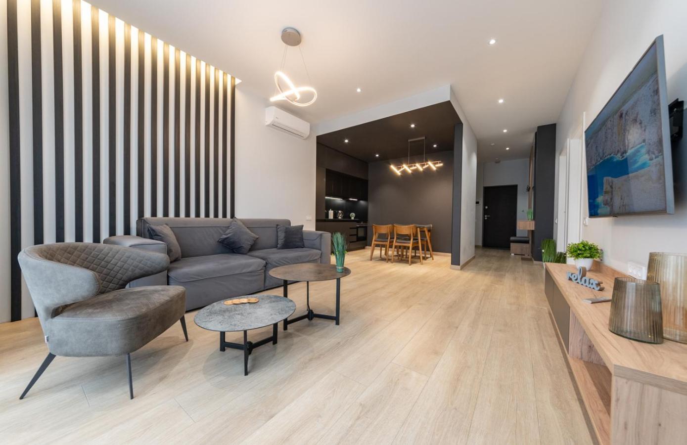 Royal Tower Residence Big Vip Apartment In Center Floor 27 Київ Екстер'єр фото