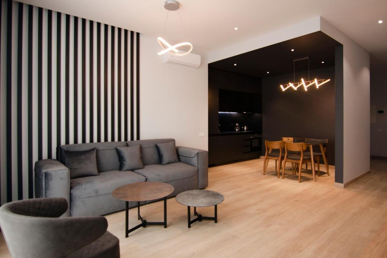 Royal Tower Residence Big Vip Apartment In Center Floor 27 Київ Екстер'єр фото