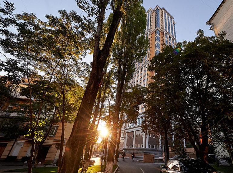 Royal Tower Residence Big Vip Apartment In Center Floor 27 Київ Екстер'єр фото