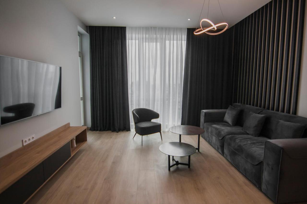 Royal Tower Residence Big Vip Apartment In Center Floor 27 Київ Екстер'єр фото