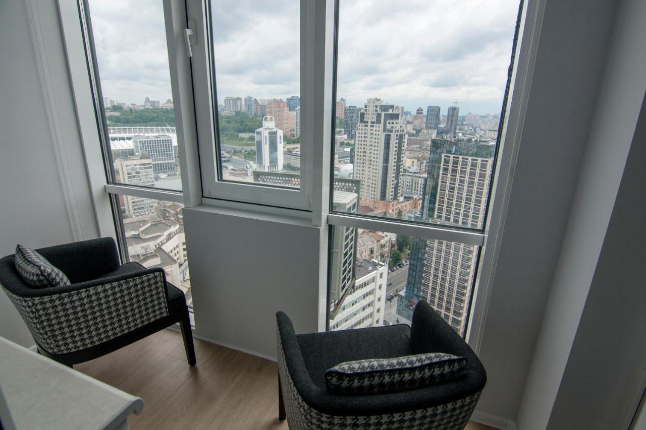 Royal Tower Residence Big Vip Apartment In Center Floor 27 Київ Екстер'єр фото